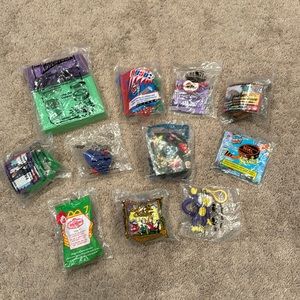 Unopened Random Kids Meals Toys